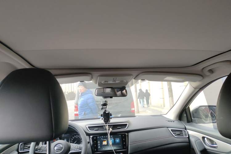Used Nissan Qashqai 2021 2.0L CVT Luxury Edition Headliner