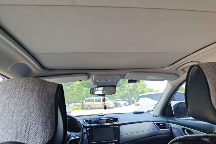 Used Nissan Qashqai 2021 2.0L CVT Luxury Navigation Edition Headliner
