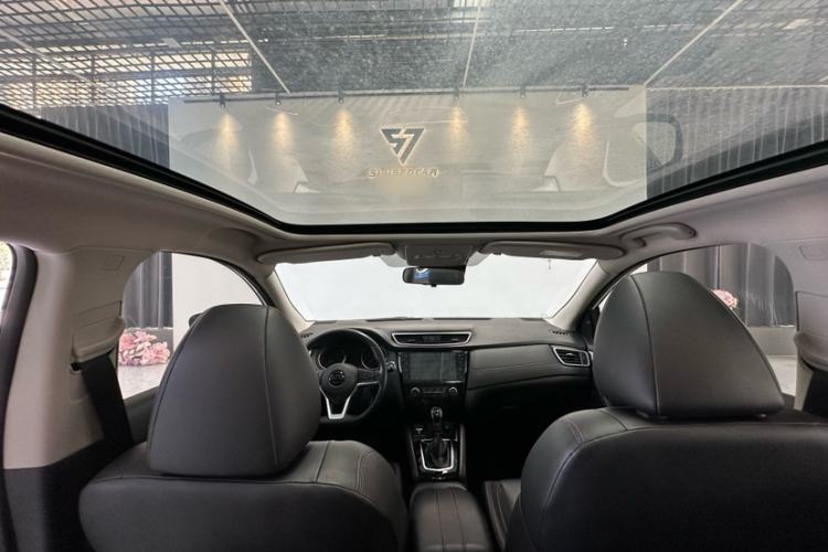 Used Nissan Qashqai 2021 2.0L CVT Luxury Edition Headliner