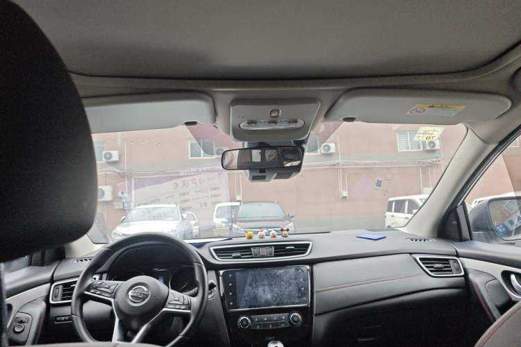 Used Nissan Qashqai 2021 2.0L CVT Luxury Edition Headliner