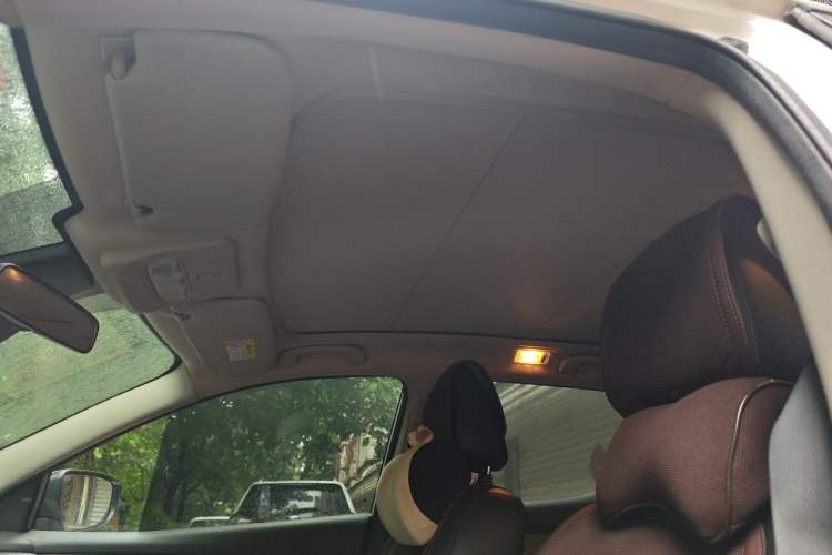 Used Nissan Qashqai 2021 2.0L CVT Luxury Edition Headliner
