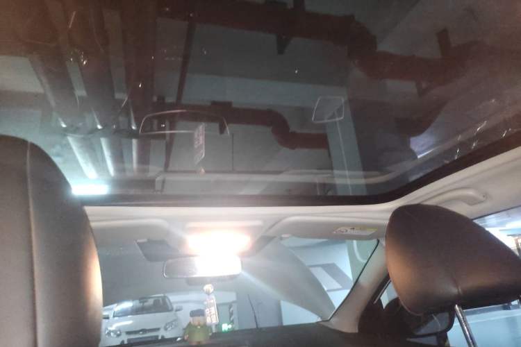 Used Nissan Qashqai 2021 2.0L CVT Luxury Edition Headliner