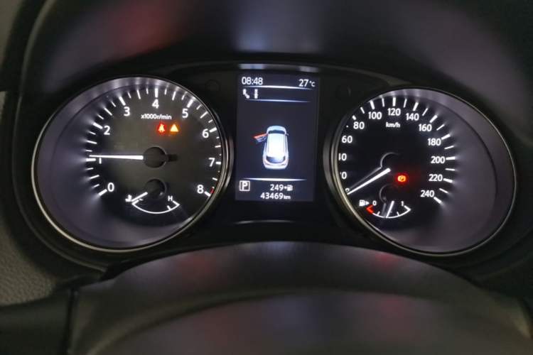 Used Nissan Qashqai 2021 2.0L CVT Luxury Edition Instrument Cluster