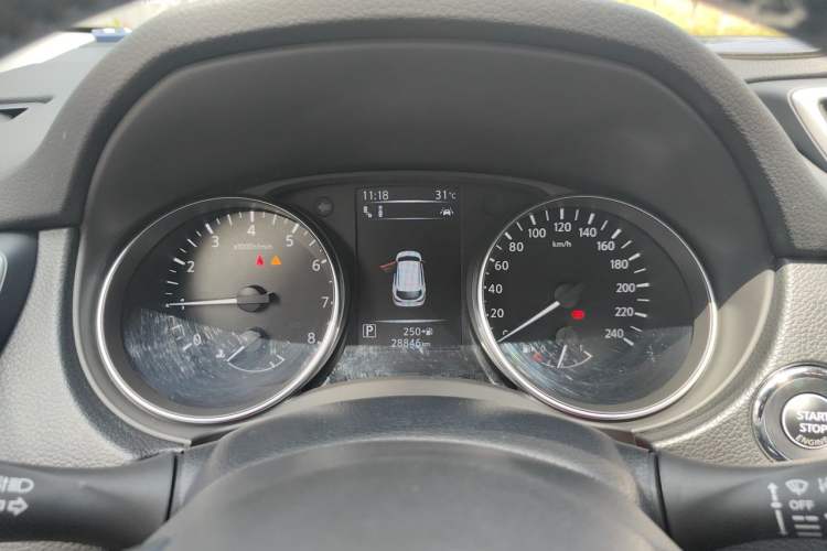 Used Nissan Qashqai 2021 2.0L CVT Luxury Edition Instrument Cluster