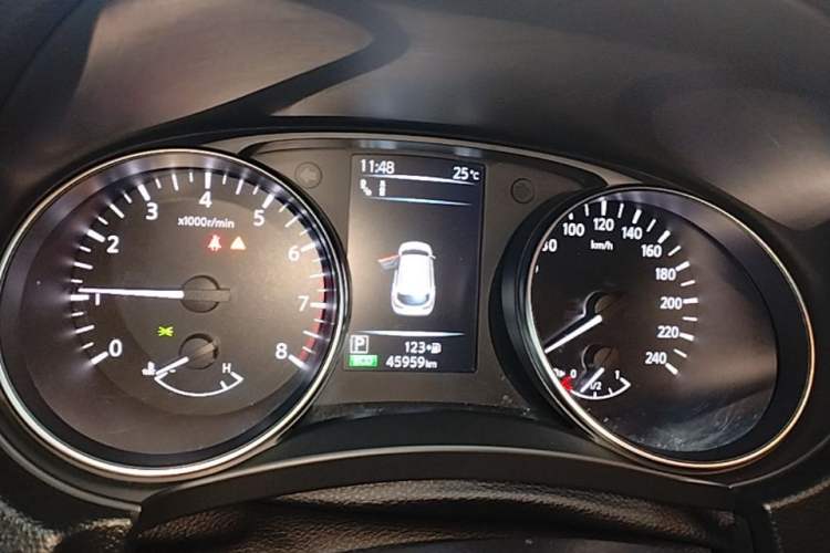 Used Nissan Qashqai 2021 2.0L CVT Luxury Edition Instrument Cluster