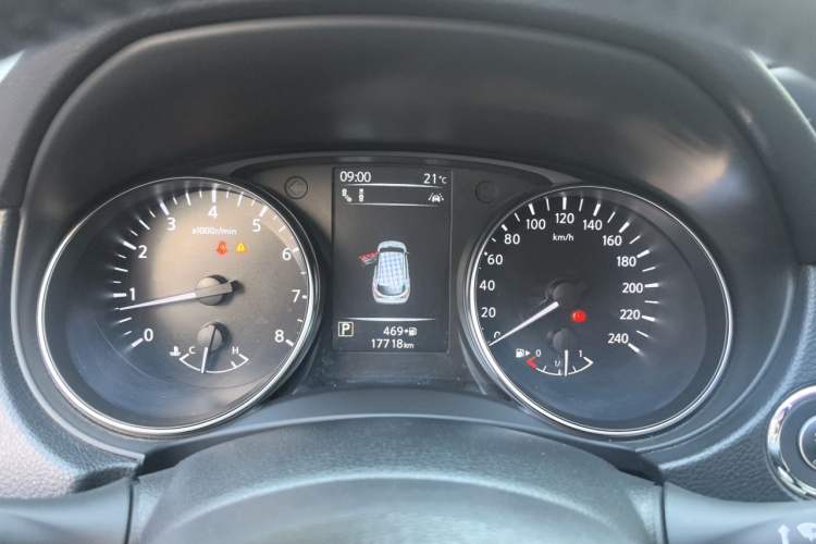 Used Nissan Qashqai 2021 2.0L CVT Luxury Edition Instrument Cluster