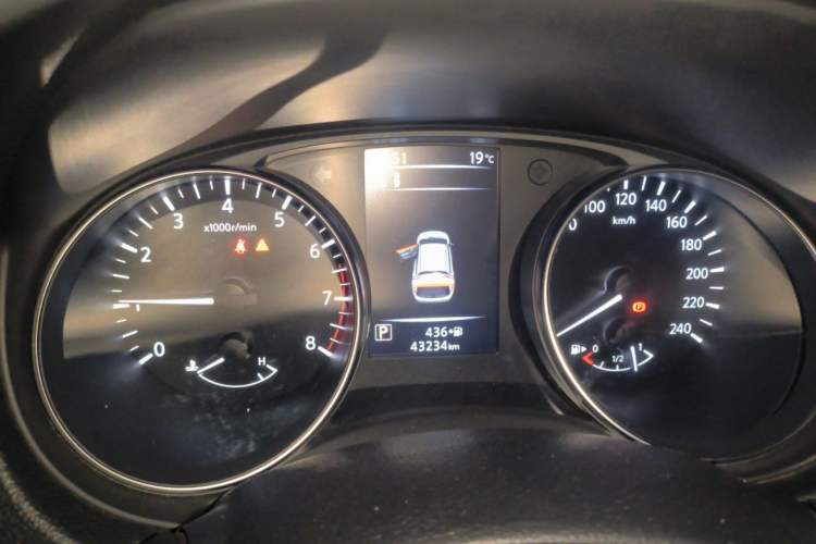 Used Nissan Qashqai 2021 2.0L CVT Luxury Edition Instrument Cluster