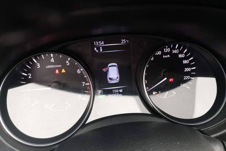 Used Nissan Qashqai 2021 2.0L CVT Luxury Edition Instrument Cluster
