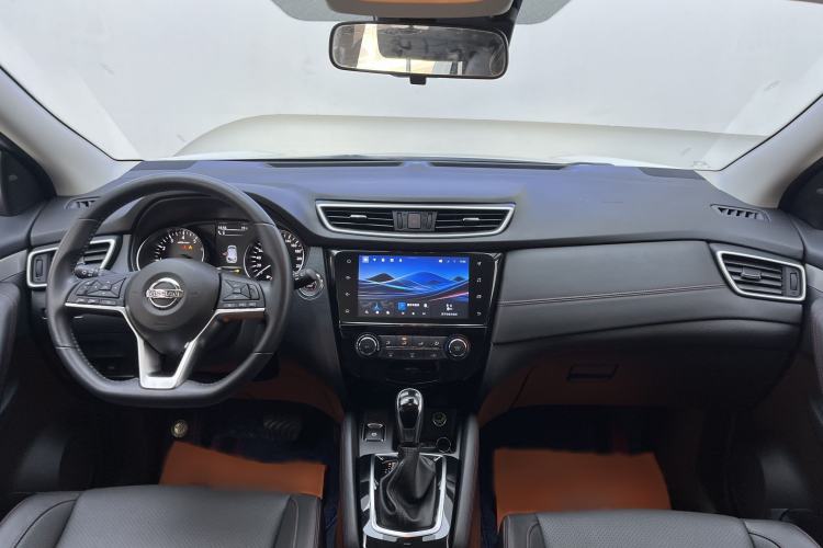 Used Nissan Qashqai 2021 2.0L CVT Luxury Edition Interior 1