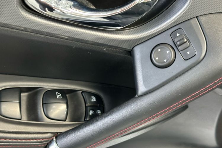Used Nissan Qashqai 2021 2.0L CVT Luxury Edition Interior 11