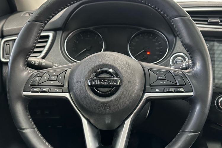 Used Nissan Qashqai 2021 2.0L CVT Luxury Edition Interior 2