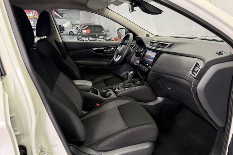 Used Nissan Qashqai 2021 2.0L CVT Smart Enjoyment Version Interior 3