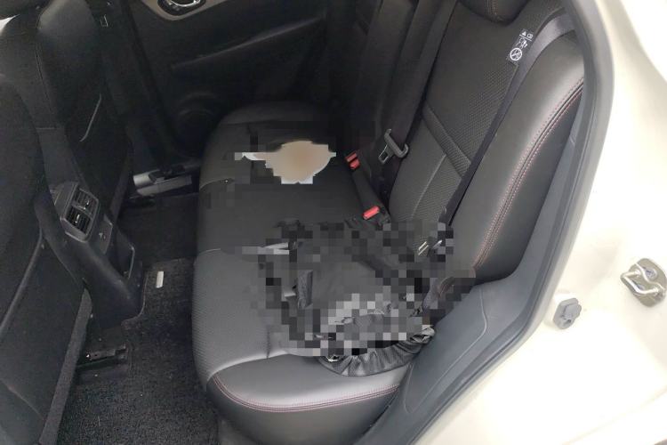 Used Nissan Qashqai 2021 2.0L CVT Luxury Edition Interior 4