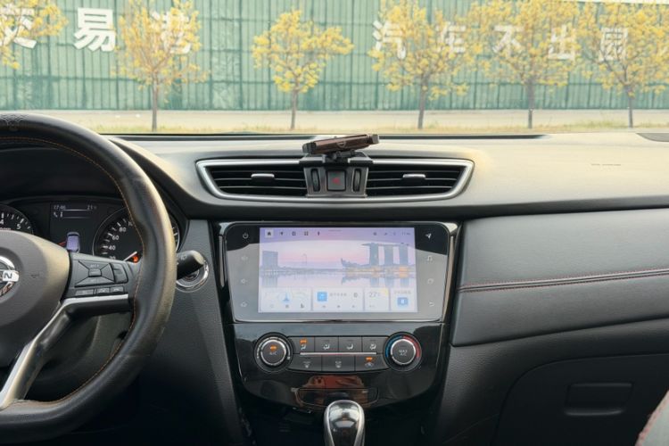 Used Nissan Qashqai 2021 2.0L CVT Luxury Edition Interior 5