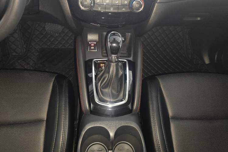 Used Nissan Qashqai 2021 2.0L CVT Smart Enjoyment Version Interior 6