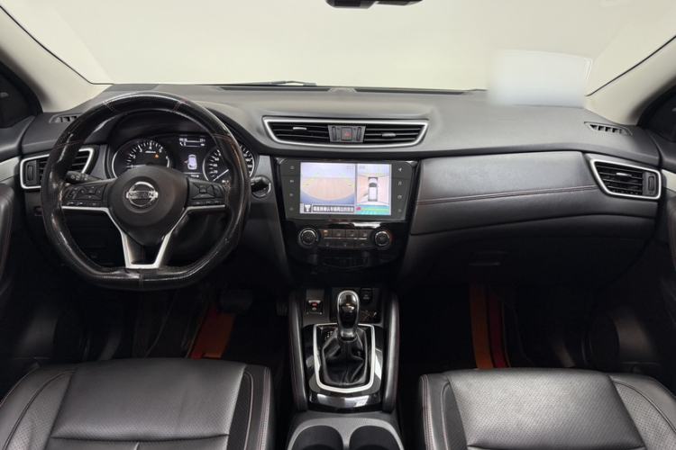 Used Nissan Qashqai 2021 2.0L CVT Luxury Edition Interior 8
