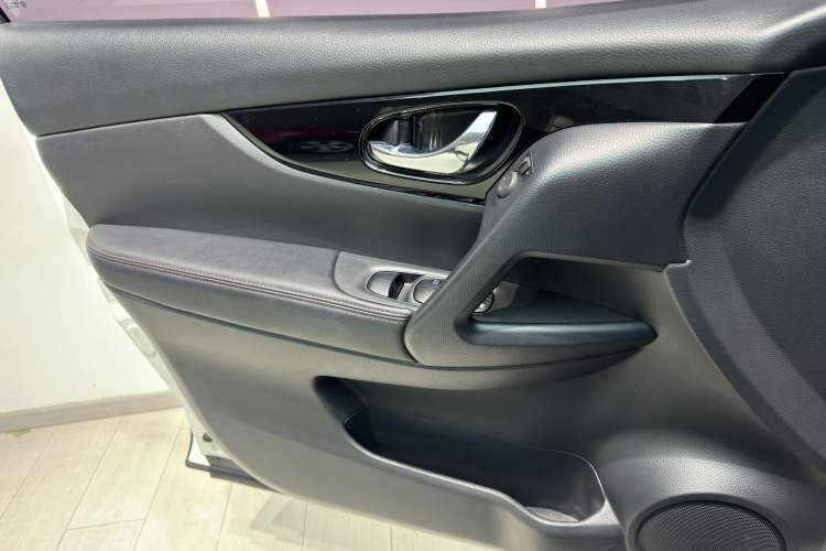 Used Nissan Qashqai 2021 2.0L CVT Smart Enjoyment Version Interior 9