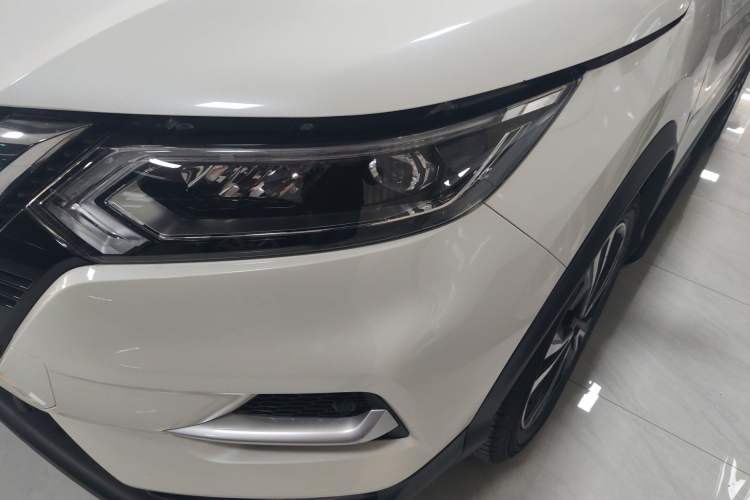 Used Nissan Qashqai 2021 2.0L CVT Luxury Edition Left Front Headlight