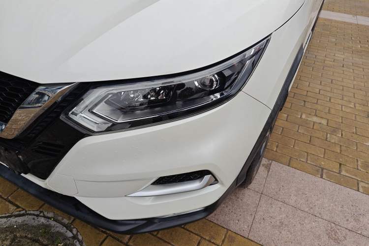Used Nissan Qashqai 2021 2.0L CVT Luxury Navigation Edition Left Front Headlight