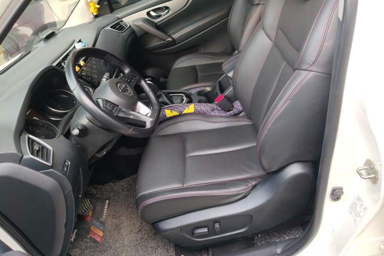 Used Nissan Qashqai 2021 2.0L CVT Luxury Edition Left Front Seat