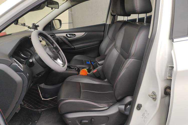 Used Nissan Qashqai 2021 2.0L CVT Luxury Edition Left Front Seat