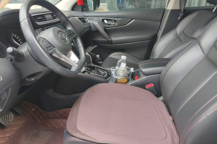 Used Nissan Qashqai 2021 2.0L CVT Luxury Navigation Edition Left Front Seat