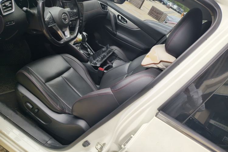 Used Nissan Qashqai 2021 2.0L CVT Luxury Edition Left Front Seat