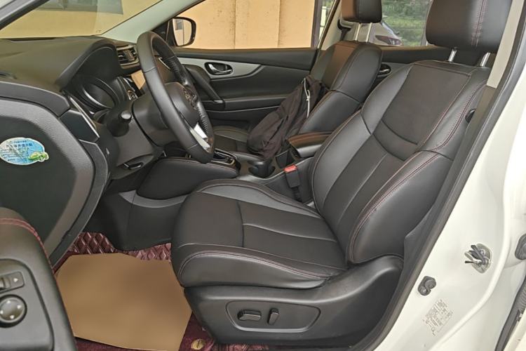 Used Nissan Qashqai 2021 2.0L CVT Luxury Edition Left Front Seat