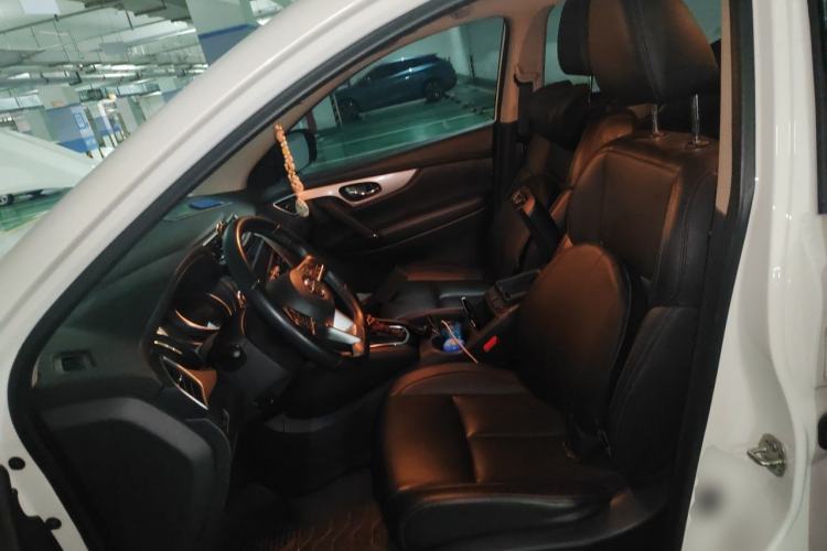 Used Nissan Qashqai 2021 2.0L CVT Luxury Edition Left Front Seat