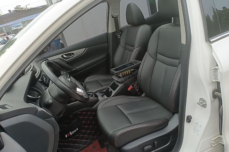 Used Nissan Qashqai 2021 2.0L CVT Luxury Edition Left Front Seat