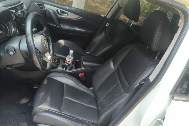 Used Nissan Qashqai 2021 2.0L CVT Luxury Edition Left Front Seat