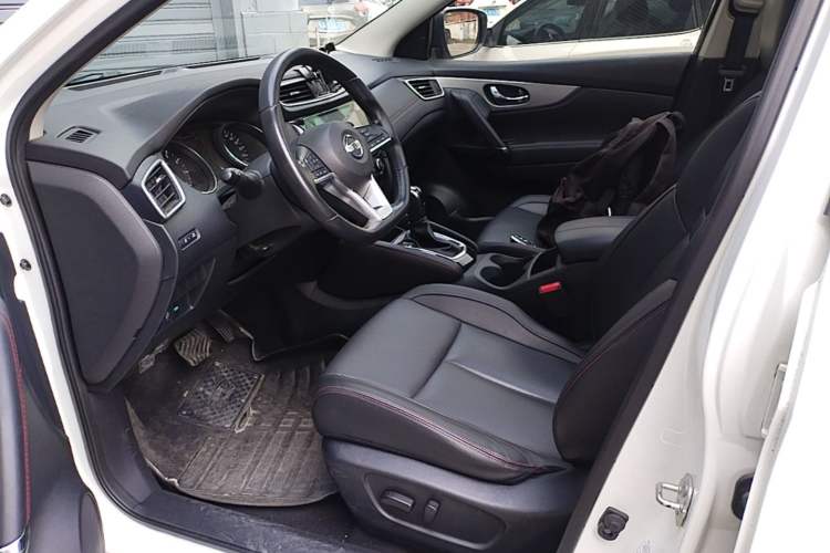 Used Nissan Qashqai 2021 2.0L CVT Luxury Edition Left Front Seat
