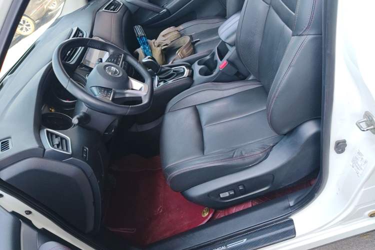 Used Nissan Qashqai 2021 2.0L CVT Luxury Edition Left Front Seat