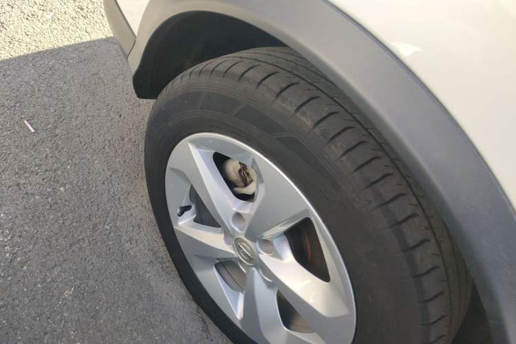 Used Nissan Qashqai 2021 2.0L CVT Smart Enjoyment Version Left Front Wheel Hub