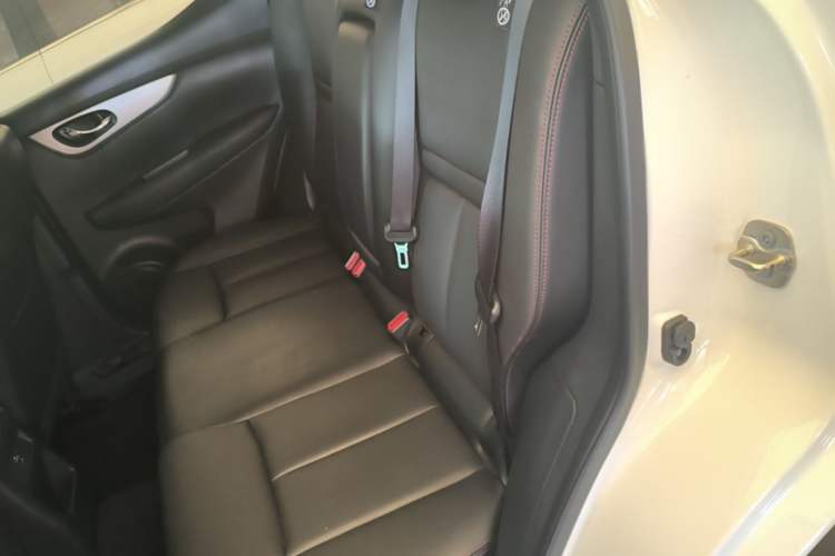 Used Nissan Qashqai 2021 2.0L CVT Luxury Edition Left Rear Seat