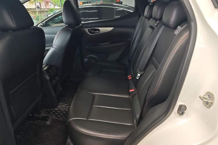 Used Nissan Qashqai 2021 2.0L CVT Luxury Edition Left Rear Seat