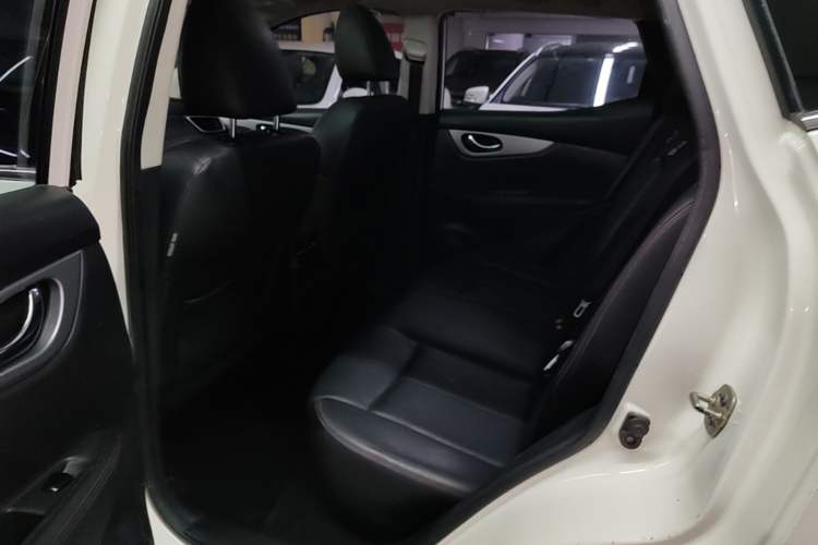 Used Nissan Qashqai 2021 2.0L CVT Luxury Edition Left Rear Seat