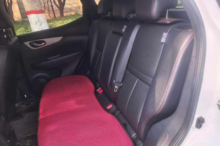 Used Nissan Qashqai 2021 2.0L CVT Luxury Edition Left Rear Seat