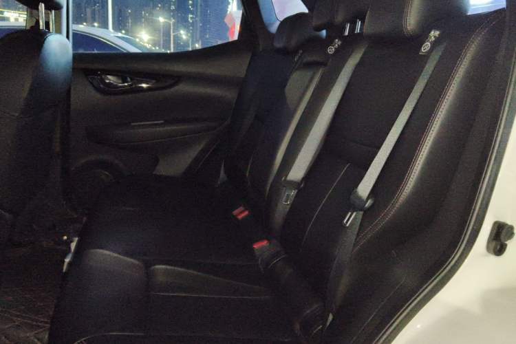 Used Nissan Qashqai 2021 2.0L CVT Smart Enjoyment Version Left Rear Seat