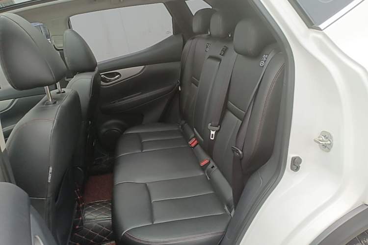 Used Nissan Qashqai 2021 2.0L CVT Luxury Edition Left Rear Seat