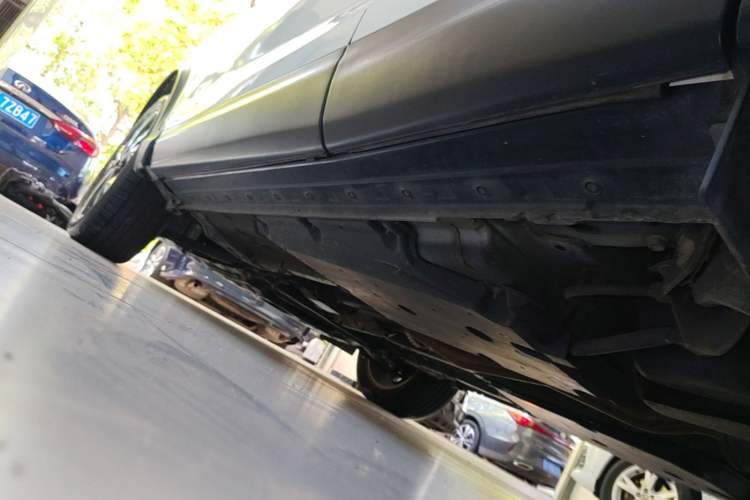 Used Nissan Qashqai 2021 2.0L CVT Luxury Edition Left Side Sill