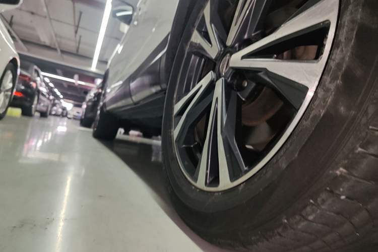 Used Nissan Qashqai 2021 2.0L CVT Luxury Edition Left Side Sill