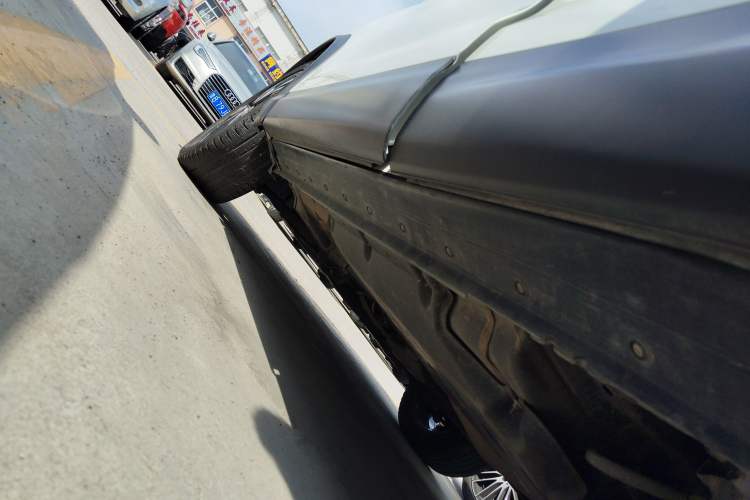 Used Nissan Qashqai 2021 2.0L CVT Luxury Edition Left Side Sill