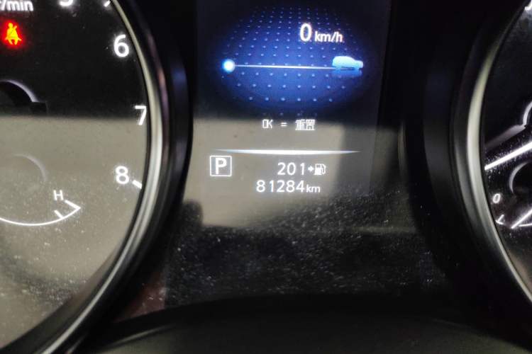 Used Nissan Qashqai 2021 2.0L CVT Smart Enjoyment Version Odometer Close Up