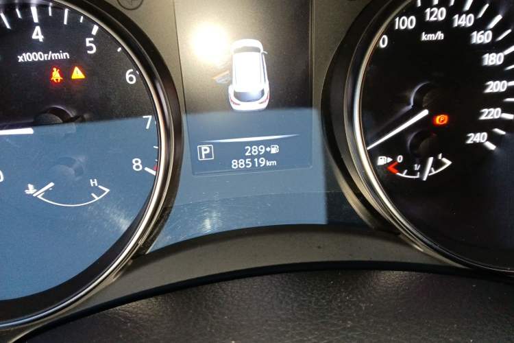 Used Nissan Qashqai 2021 2.0L CVT Smart Enjoyment Version Odometer Close Up