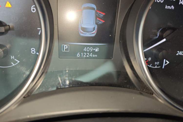 Used Nissan Qashqai 2021 2.0L CVT Luxury Edition Odometer Close Up