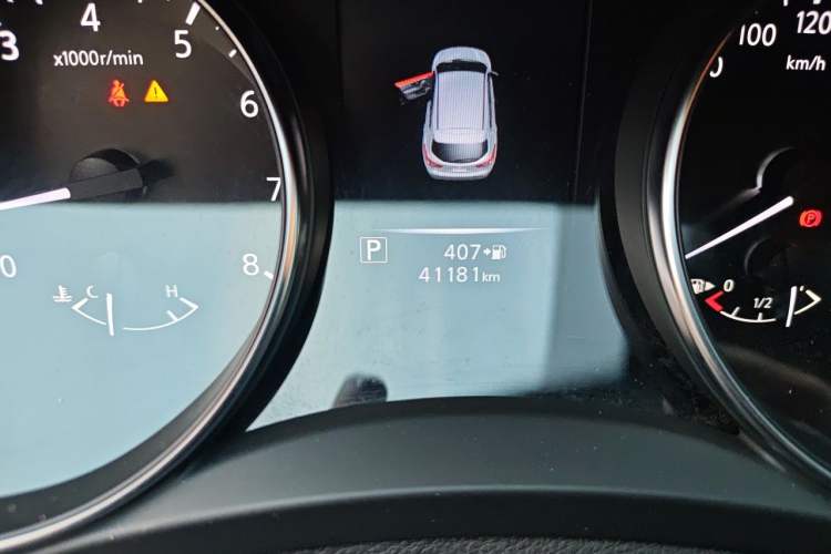 Used Nissan Qashqai 2021 2.0L CVT Smart Enjoyment Version Odometer Close Up