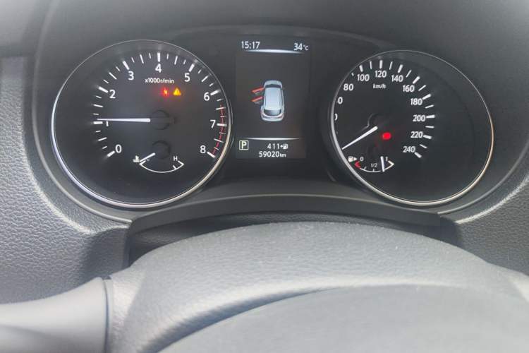Used Nissan Qashqai 2021 2.0L CVT Smart Enjoyment Version Odometer Close Up