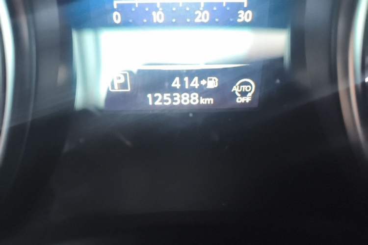Used Nissan Qashqai 2021 2.0L CVT Luxury Edition Odometer Close Up