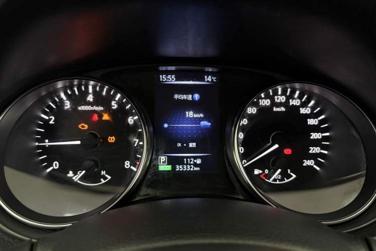 Used Nissan Qashqai 2021 2.0L CVT Smart Enjoyment Version Odometer Close Up
